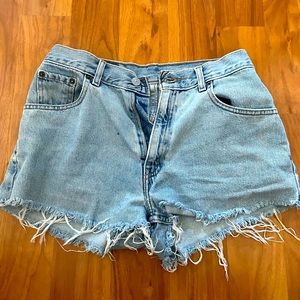 Levi Jean Shorts